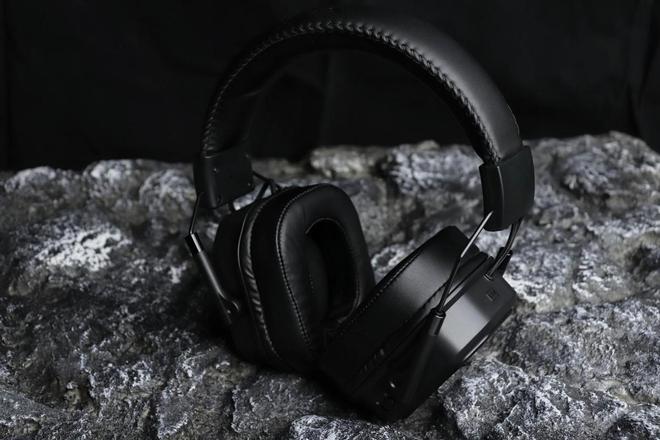 850耳机：50mm大单元+RGB沉浸体验j9九游会登录游戏听声辨位利器！雷柏VH(图6)